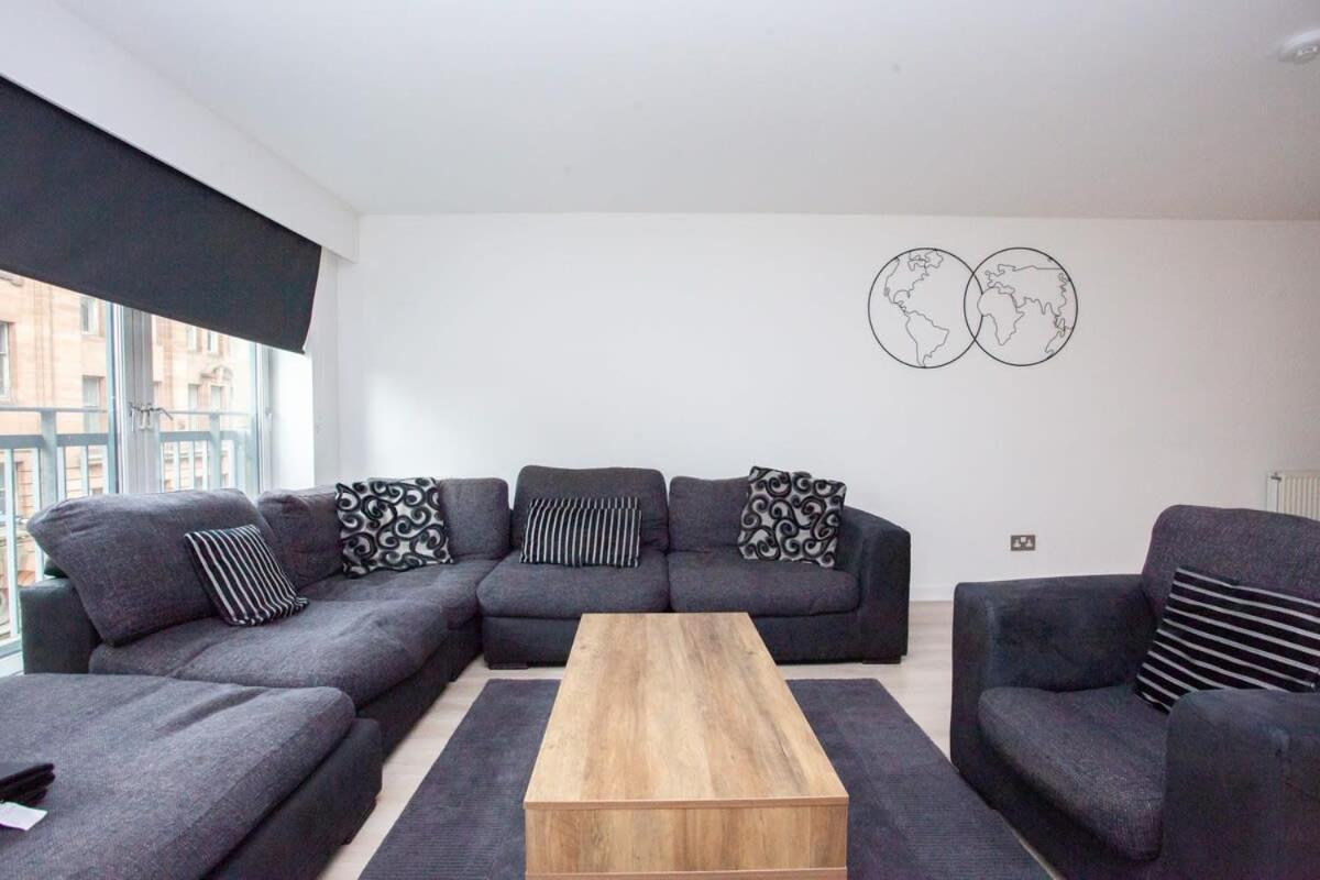 City Centre Apartment W Parking & Hyperoptic Wifi Glasgow Exterior photo